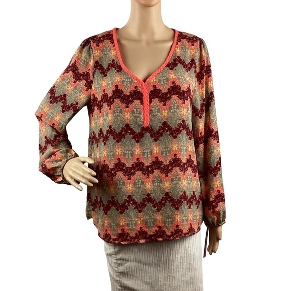 Xhilaration Top Size M Multicolor Blouse Boho Chevron - Picture 1 of 6